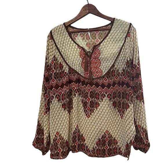 Nine 1 Eight Sheer Lightweight Tassel Top - Picture 1 of 9